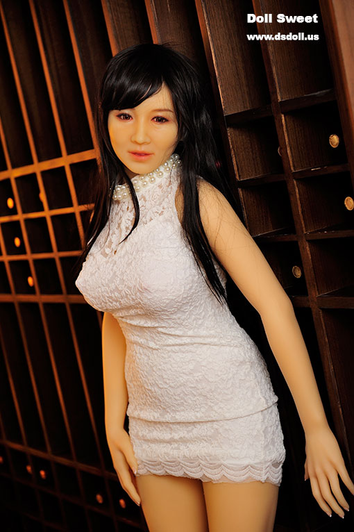 Búp bê DS 158plus Serena trung niên silicon nguyên khối cực chân thật Búp bê DS 158plus Serena trung niên silicon nguyên khối cực chân thật